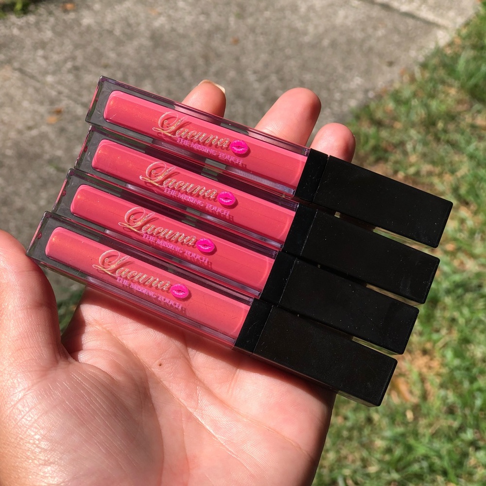 Lacuna the missing touch